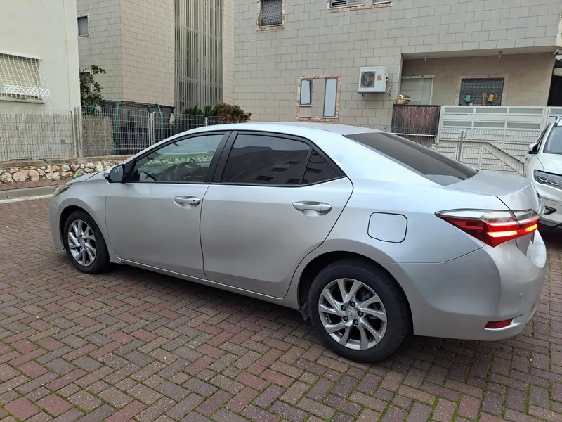 Toyota Corolla 2nd hand, 2016, private hand