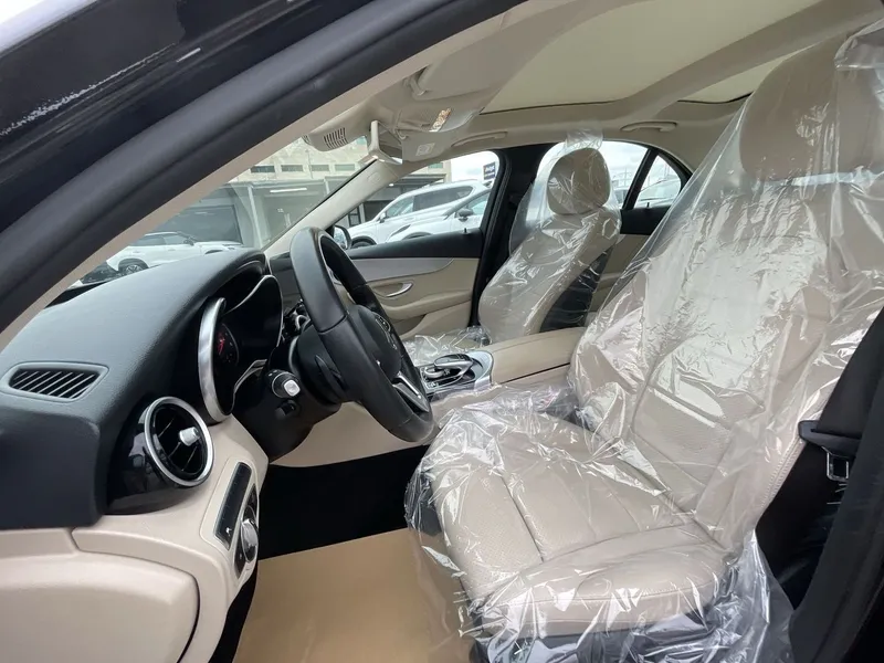 Mercedes C-Class 2nd hand, 2019, private hand