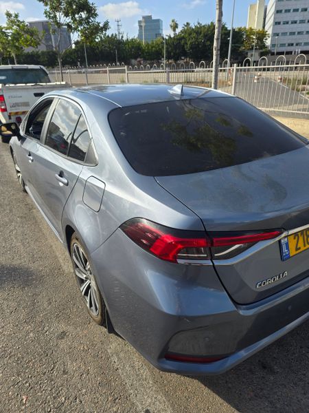 Toyota Corolla с пробегом, 2022, частная рука
