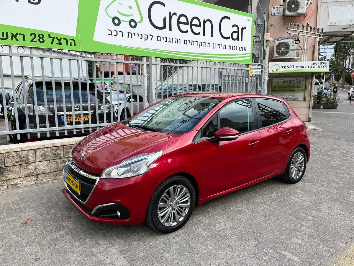 Peugeot 208 2nd hand, 2017, private hand