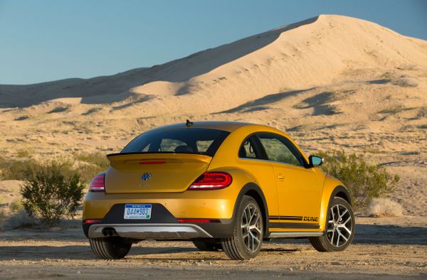 Volkswagen Beetle 2016. Carrosserie, extérieur. Hatchback 3-portes, 2 génération, restyling