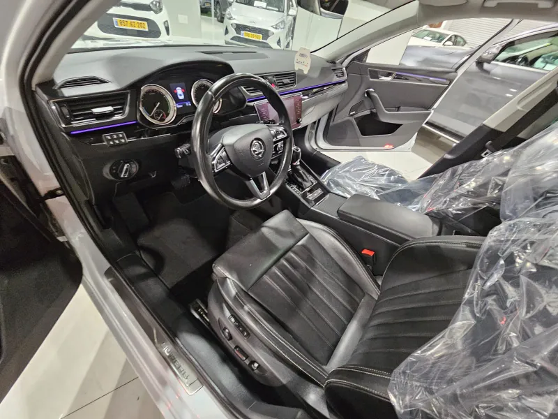 Škoda Superb 2ème main, 2020, main privée