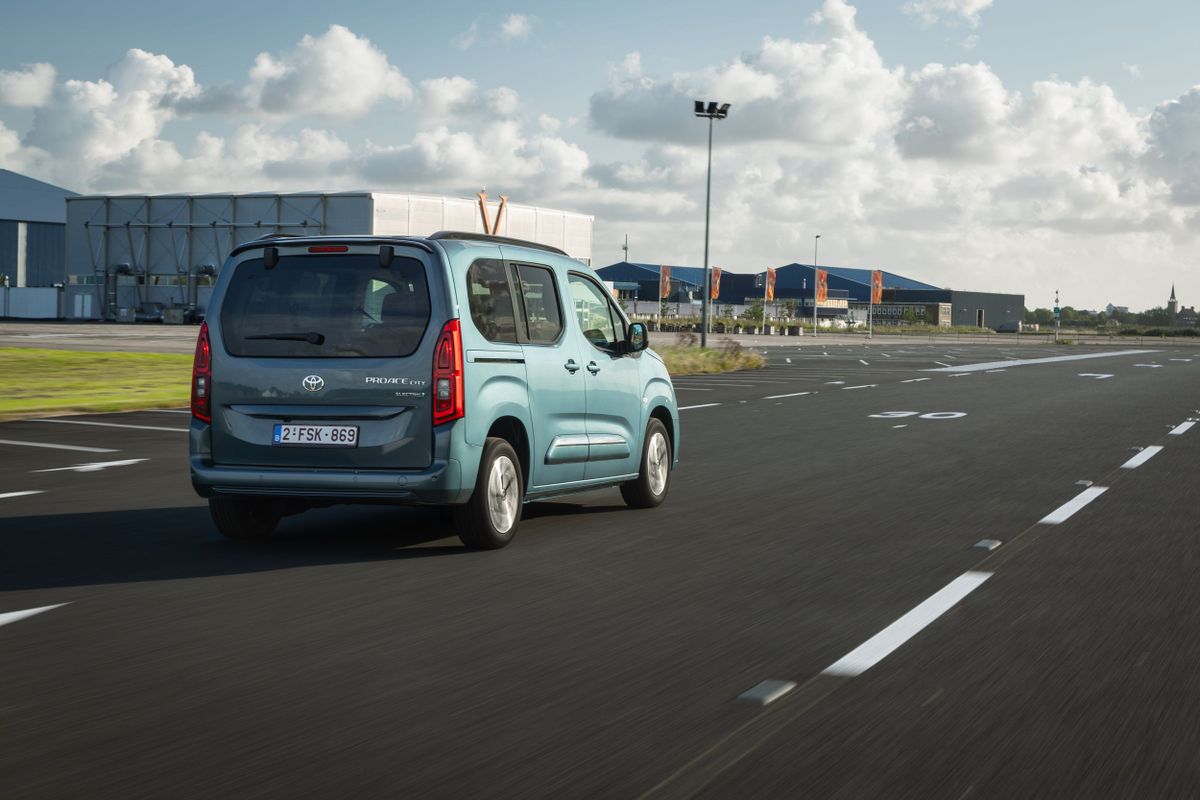 Toyota ProAce City 2023. Кузов, экстерьер. Компактвэн, 1 поколение, рестайлинг