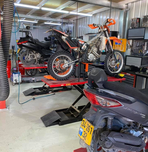 Tip Top Motorcycles. صورة 3