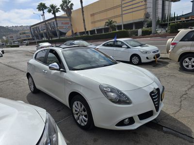 Alfa Romeo Giulietta, 2016, photo