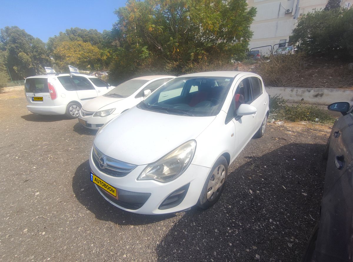 Opel Corsa 2ème main, 2011, main privée