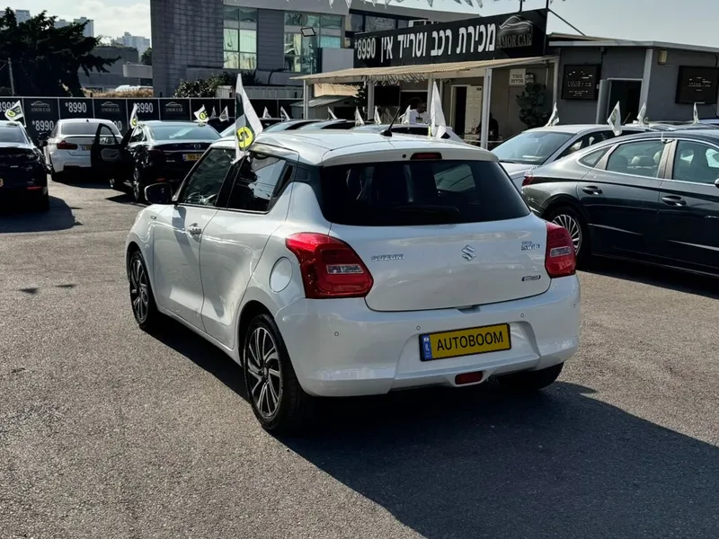 Suzuki Swift 2ème main, 2021