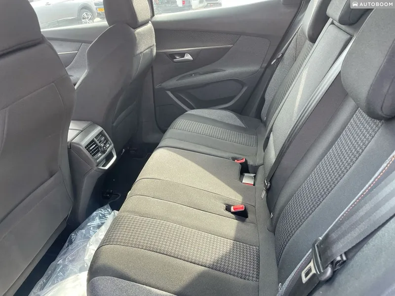 Peugeot 3008 2nd hand, 2021