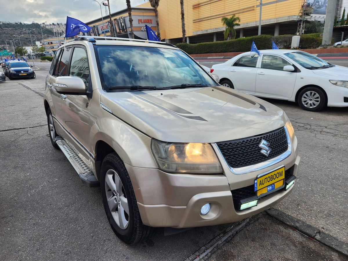 Suzuki Grand Vitara 2ème main, 2010, main privée