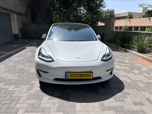 Tesla Model 3, 2021, photo