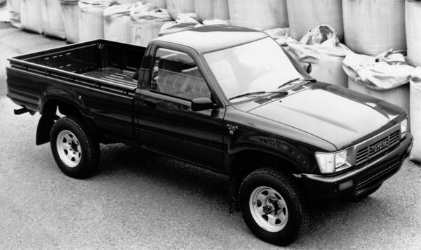 Toyota Hilux 1988. Carrosserie, extérieur. 1 pick-up, 5 génération