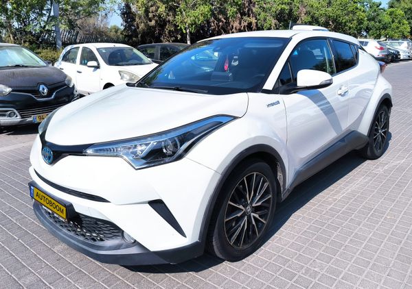 טויוטה C-HR יד 2 רכב, 2018, פרטי
