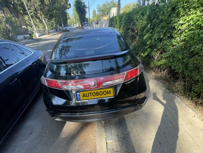 Honda Civic с пробегом, 2011, частная рука