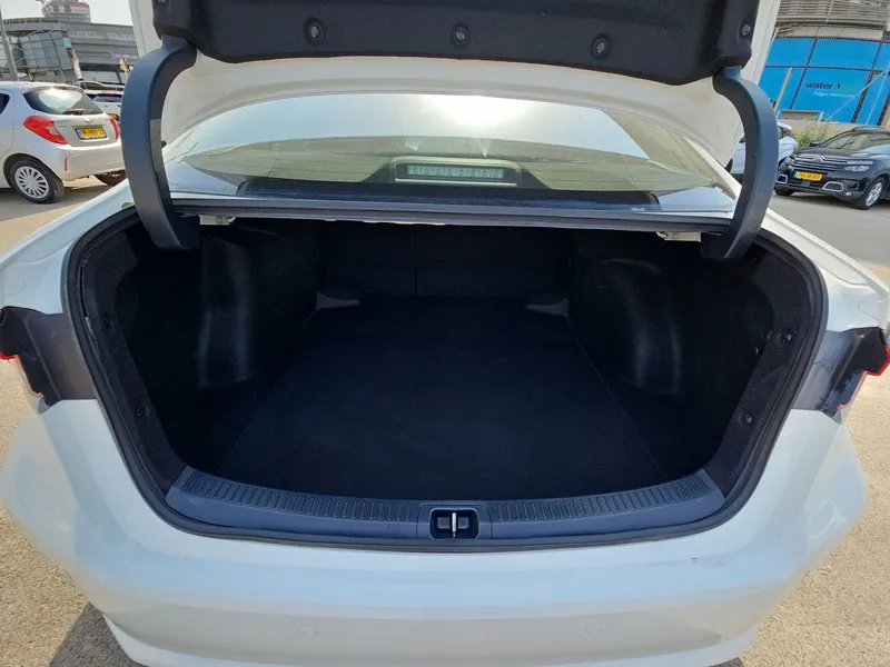 Toyota Corolla 2nd hand, 2021