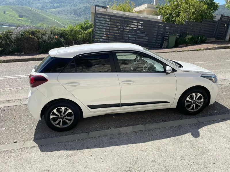 יונדאי i20 יד 2 רכב, 2020, פרטי