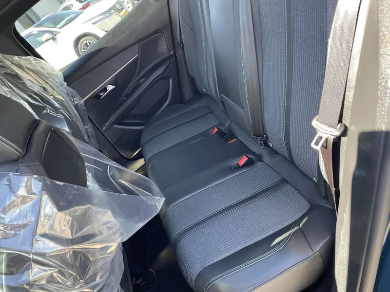 Peugeot 3008 2nd hand, 2023, private hand
