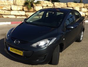Mazda 2, 2012, photo