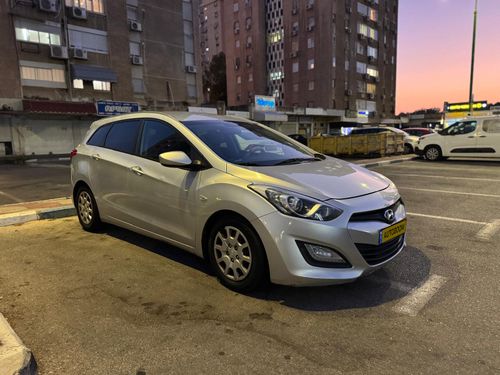 Hyundai i30, 2014, photo