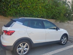 SEAT Arona, 2020, photo
