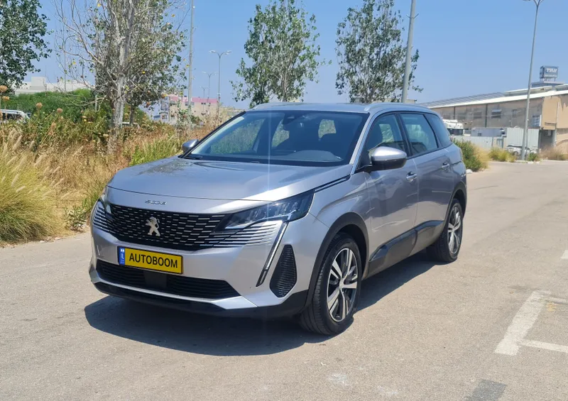 Peugeot 5008 2nd hand, 2021, private hand