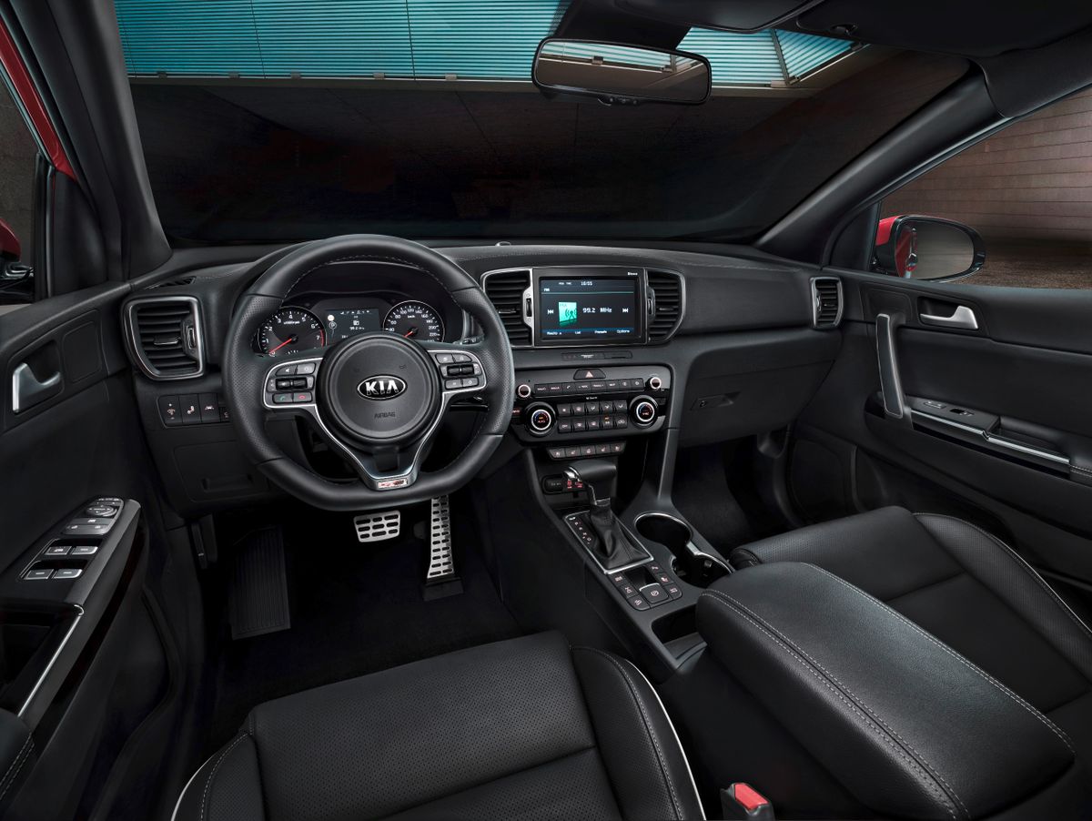 Kia Sportage 2018. Front seats. SUV 5-doors, 4 generation, restyling