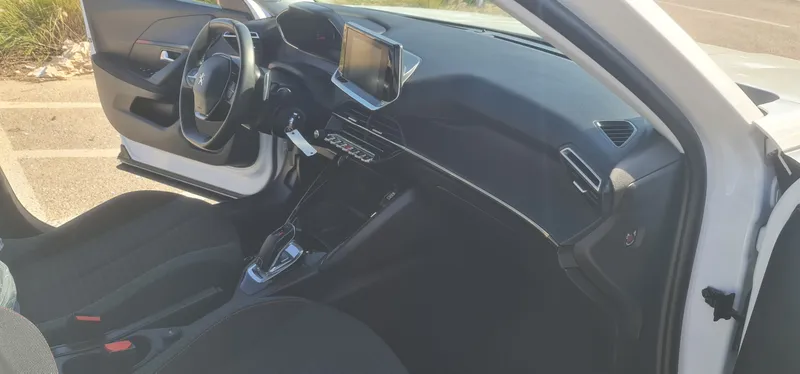 Peugeot 2008 2nd hand, 2022, private hand