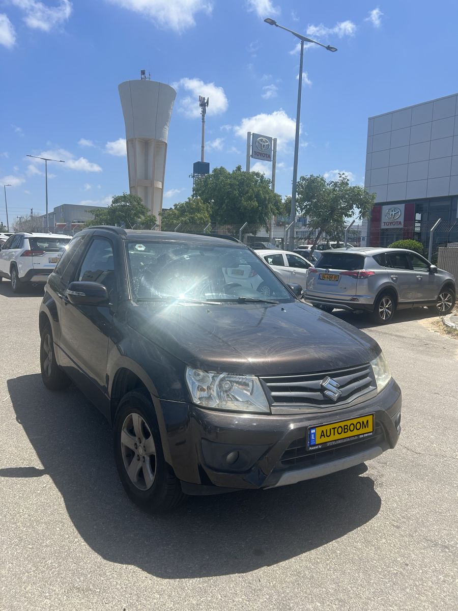 Suzuki Grand Vitara 2nd hand, 2013, private hand
