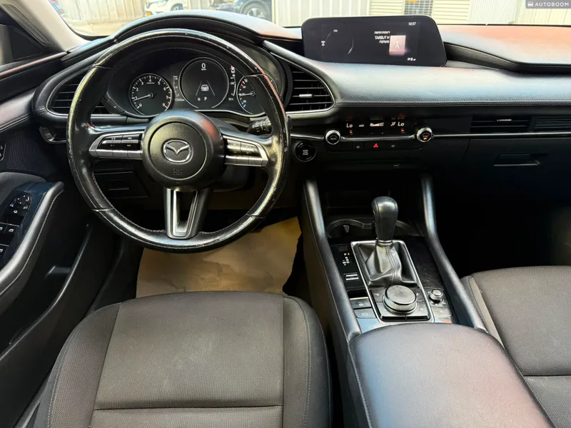Mazda 3 2nd hand, 2023, private