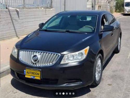 Buick LaCrosse 2nd hand, 2012, private hand