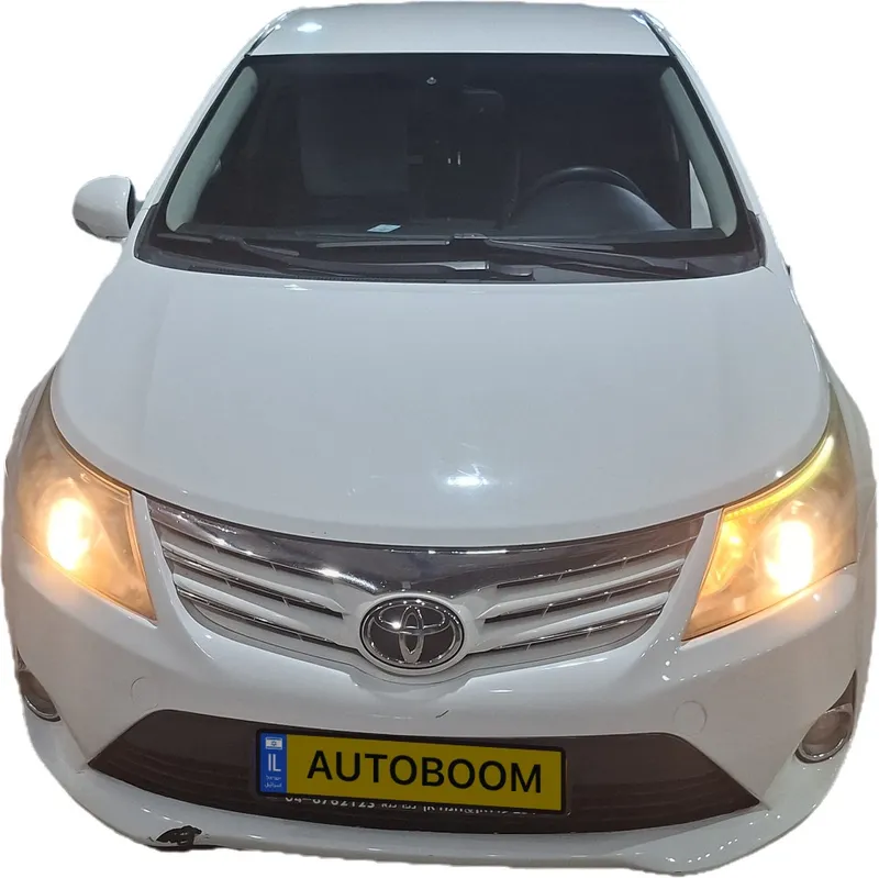 Toyota Avensis 2nd hand, 2014, private