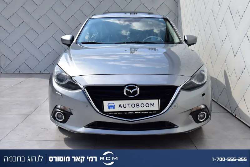 Mazda 3 2nd hand, 2015