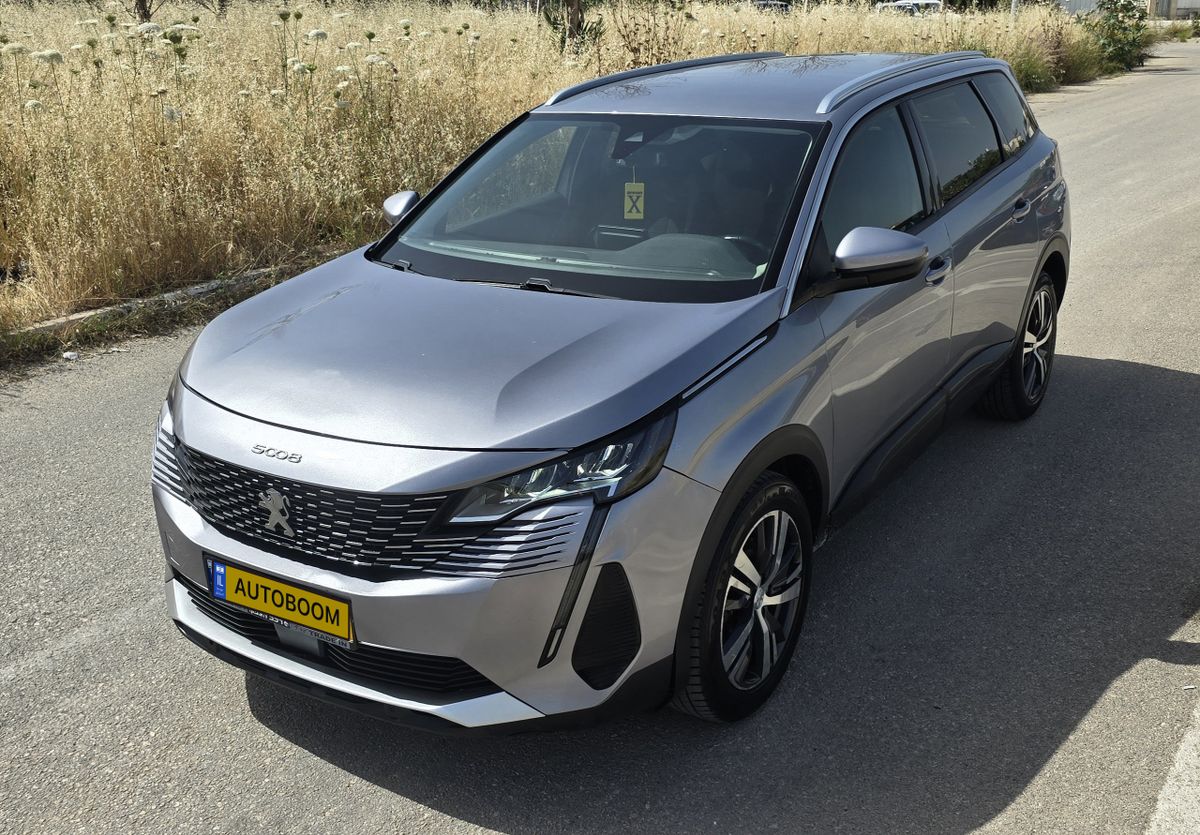 Peugeot 5008 2nd hand, 2021, private