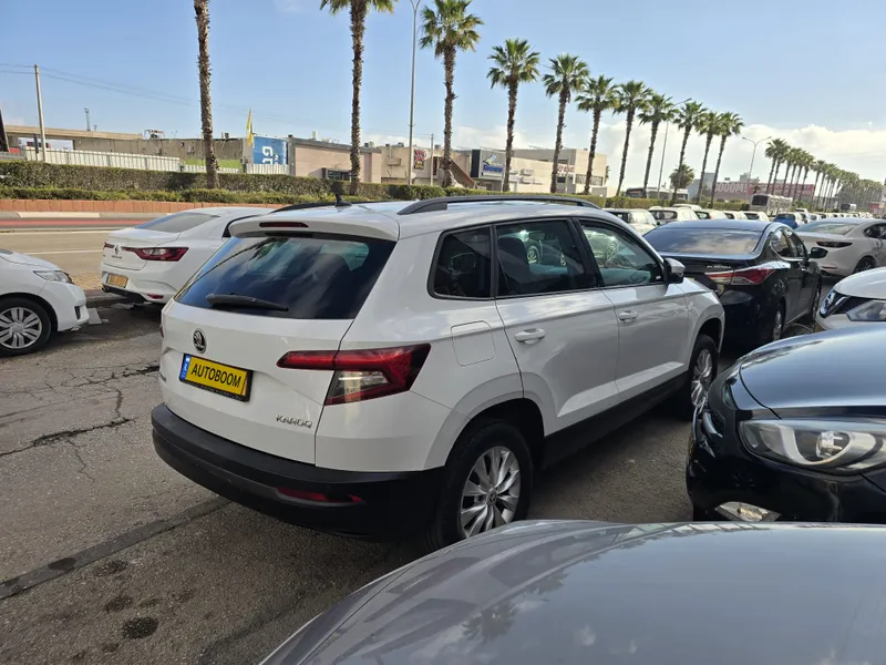 סקודה קארוק יד 2 רכב, 2018, פרטי