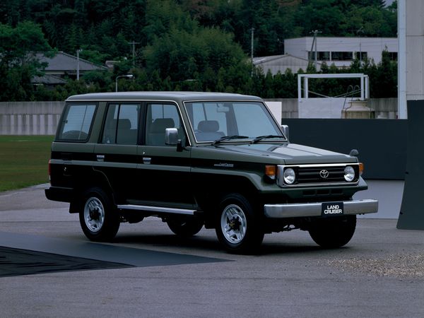 تويوتا لاند كروزر ‏1995. الهيكل، المظهر الخارجي. SUV ٥ أبواب, 8 الجيل، تحديث