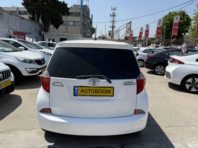 Toyota Space Verso 2nd hand, 2011, private hand