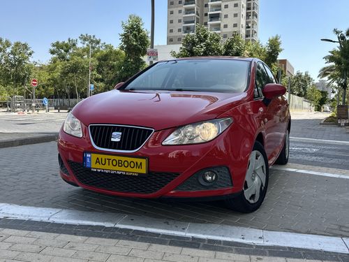 SEAT Ibiza, 2010, фото