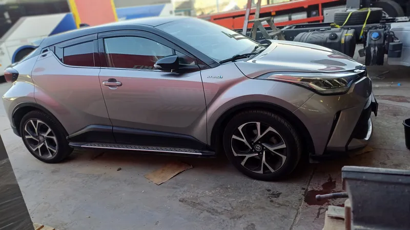 Toyota C-HR 2nd hand, 2020, private hand