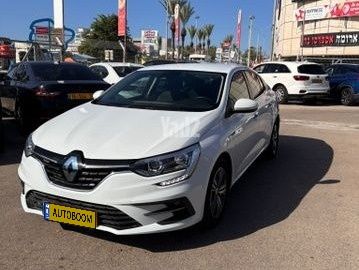 רנו מגאן יד 2 רכב, 2022, פרטי