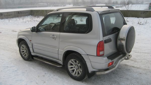 סוזוקי אסקודו 1997. מרכב, צורה. רכב שטח 3 דלתות, 2 דור