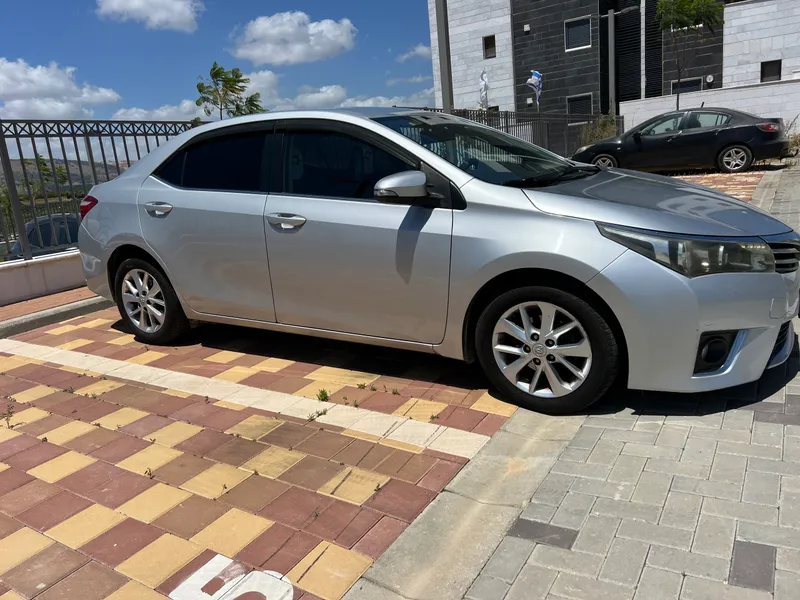 Toyota Corolla 2ème main, 2015, main privée